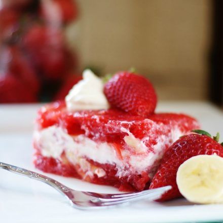 Strawberry Jello Salad: A Southern Tradition - southern discourse December Messages, Strawberry Jello Salad, Jello Fruit Salads, Southern Discourse, Sweet Salads, Pineapple Jello, Sour Cream Desserts, Congealed Salad, Gelatin Salad