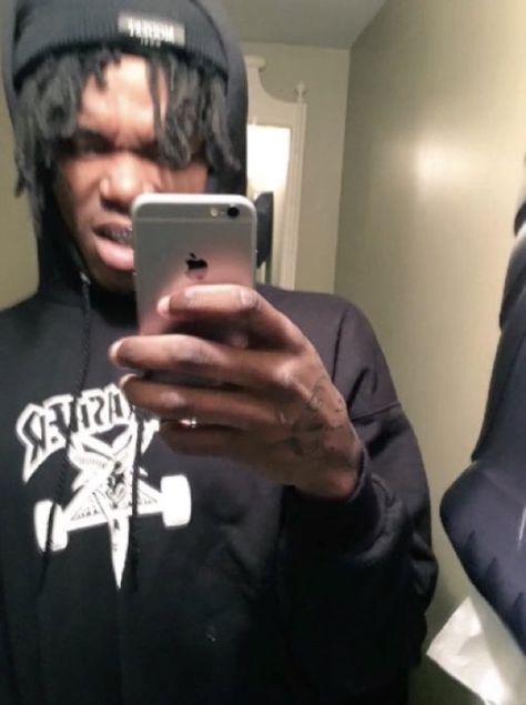 Lucki Rapper Wallpaper, Lucki Rapper, Spam Pfp, Rapper Wallpaper, Rap Aesthetic, Type Shi, Funny Profile, Funny Profile Pictures, Profile Pics