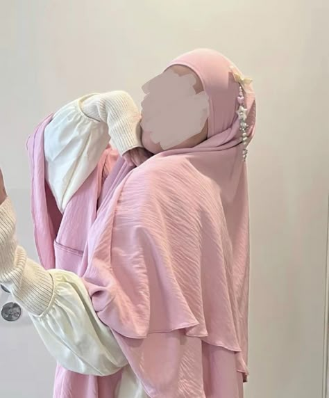 Veiled Clothes, Pink Abaya, Muslim Girl Outfits, Khimar Abaya, Cute Modest Outfits, Muslim Outfits Casual, Muslim Fashion Hijab Outfits, Hijab Aesthetic, Modest Fits