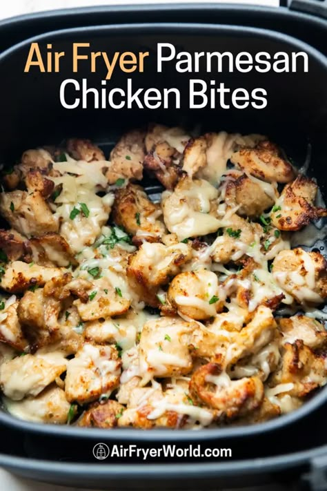 Garlic Parmesan Chicken Bites, Air Fryer Parmesan Chicken, Parmesan Chicken Bites, Air Fryer Chicken Bites, Air Fryer Garlic Parmesan Chicken, Chicken Bites Recipes, Air Fryer Garlic, Plats Healthy, Air Fryer Oven Recipes