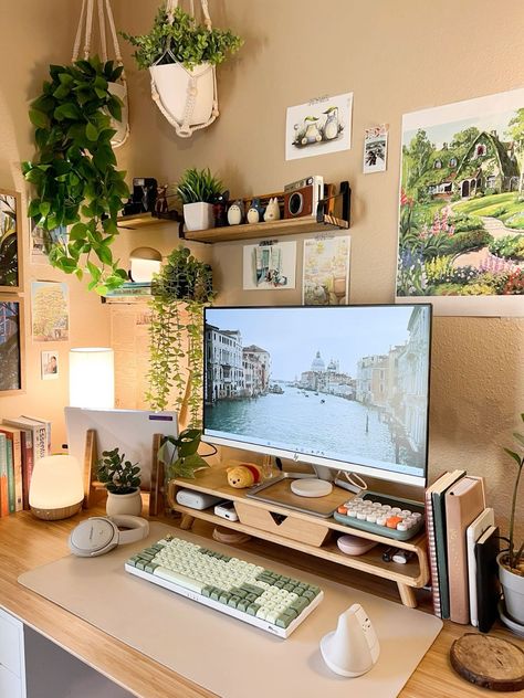 Cozy Study Room Aesthetic, Classy Desk Setup, Cozy Desk Aesthetic, Cozy Desk Space, Cozy Gaming Room, Desk Setup Gaming, Cozy Desk Setup, Cozy Office Space, Cozy Study