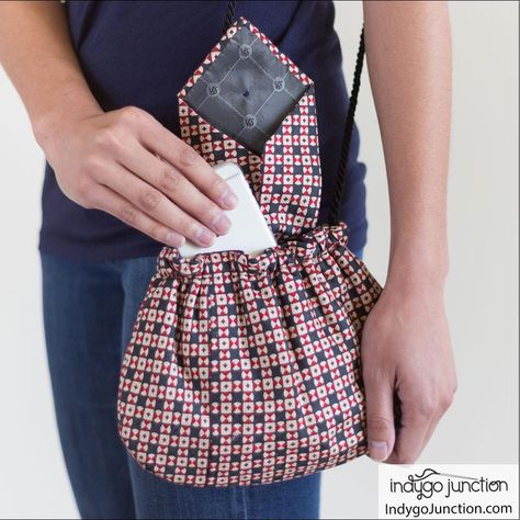 @indygojunction posted to Instagram: The Tie-To-Go Purse - add a great vintage tie, plus a crossbody strap created from pre-made cord and you've got a fashionable one-of-a-kind statement piece!  #indygojunction #sewing #indiepatterns #ilovetosew  #sewist #sew #sewingmachine #isew #sewcialists #sewingproject #thread #crafting #crafter #artsandcrafts #crafters #imakebags #bagmaking #pouchpattern #isewbags #icraft #letssew #handmadebag #psimadethis Necktie Purse, Mens Ties Crafts, Necktie Crafts, Sac Diy, Tie Crafts, Purse Pattern, Purse Patterns, Mens Neck Ties, Sewing Gifts