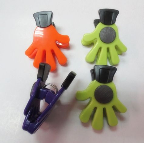 Don't worry about your food unfinished,just plastic bag clip can help you protect it. http://www.plastic-clip.com/ Plastic Clips, Bag Clips, Plastic Bag, Don't Worry