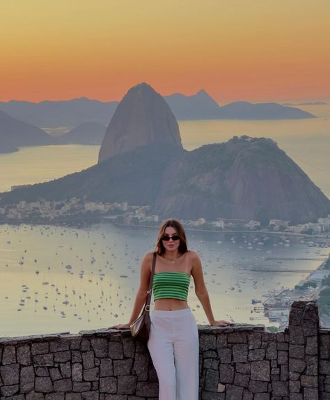 Brazil Aesthetic, Brazil Vacation, Rio Photos, Summer Picture Poses, Beach Photography Poses, Instagram Feed Inspiration, Fashion Photography Poses, Foto Poses, Photo Styling