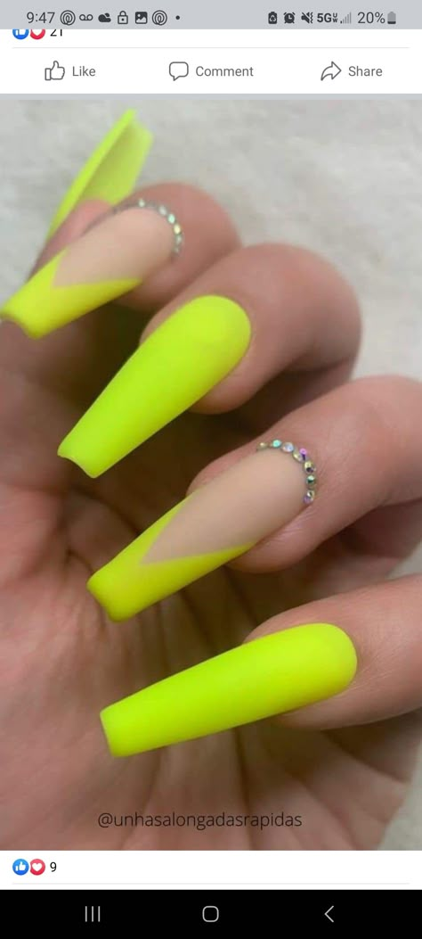 Neon Yellow Square Nails, Neon Yellow Nails, Green Acrylic Nails, Square Nail, Long Square Acrylic Nails, Trendy Nail Design, Nails 2024, Neon Nails, Yellow Nails