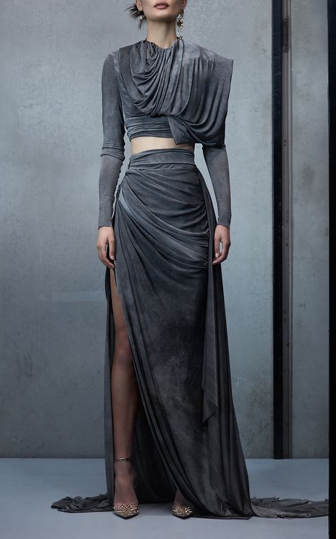 Drapey Clothing, Luxury Draped Flowy Skirt, Luxury Long Draped Skirt, Woman Draped In Fabric, Luxury Draped Skirt, Draped Outfits Runway, Bouchra Jarrar, Jersey Skirt, Fantasy Gowns