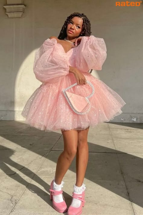 A girl with long hair wearing a sparkly pale pink puffy mini dress with a heart shaped bag and pink heels Princess Core Nails, Puff Dress Aesthetic, Poofy Sleeves Dress, Bimbocore Outfits, Mini Gown, Poofy Dress, Kawaii Y2k, Puffy Dresses, Pink Birthday Party