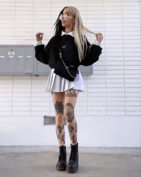 Goth Tennis Skirt Outfit, Cruella Morgan, Edgy Outfits Aesthetic, Arcade Outfit, Goth Industrial, Punk Style Outfits, Tennis Skirt Outfit, Edgy Accessories, Alt Outfits