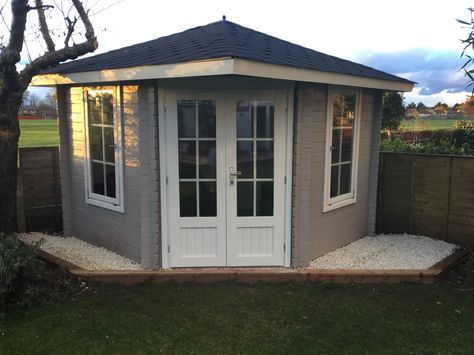 My new summer house painted in muted clay and pale Jasmine . I love it Painted Summer House, Summer Mansion Exterior, Summer Mansion, Gym House, Garden Pub, Pub Ideas, Corner Sheds, Painted Shed, Pool Shed