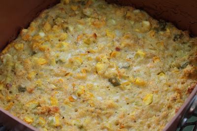 Squash Dressing Recipe, Squash Sauteed, Easy Cornbread Dressing, Homemade Cornbread Dressing, Squash Dressing, Makeup Looks Wedding, Easy Stuffing Recipe, Summer Squash Casserole, Glam Makeup Looks