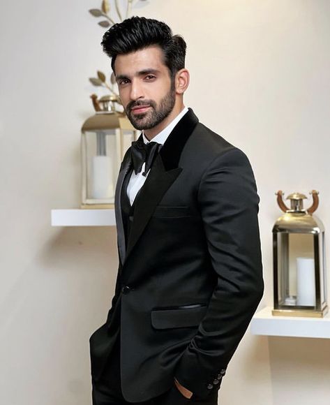 Arjit Taneja, Boys Pic Stylish Dp, Boys Pic, Stylish Dp, Bollywood Hairstyles, Boy Pic, Saree Dress, Dream Life