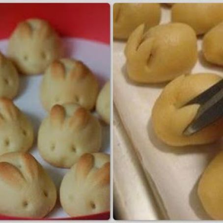 Bunny Rolls, Design Cibo, Bunny Bread, Edible Food, God Mat, Easter Dinner, Easter Brunch, Easter Treats, Dinner Rolls