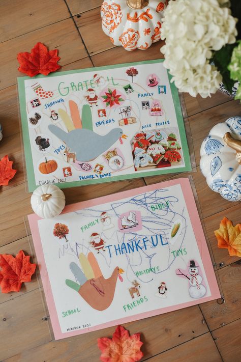 November Placemats Preschool, Thanksgiving Placemats Preschool With Picture, Thanksgiving Table Place Cards Diy Kids, Thanksgiving Toddler Placemats, Thanksgiving Placemats Patterns, Paper Placemats Ideas Diy, Toddler Crafts Thanksgiving, Diy Thanksgiving Placemats For Kids, Thanksgiving Placemats Kids Diy