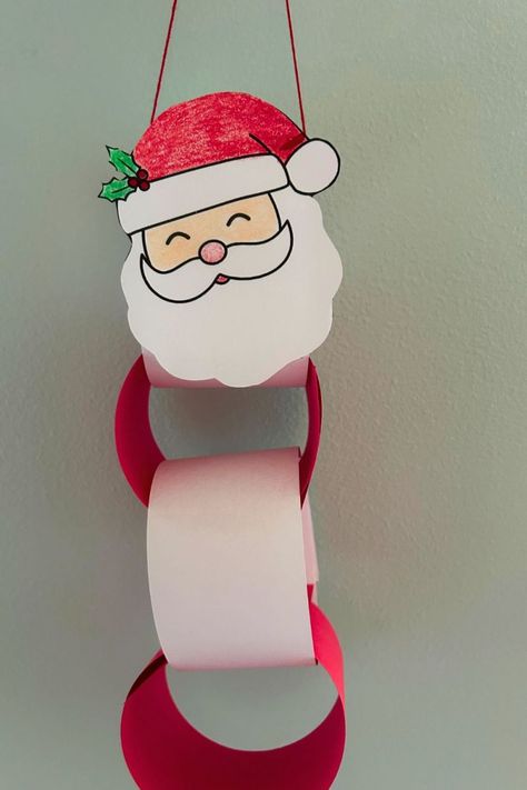 Santa Christmas countdown paper chain craft Diy Christmas Kids Crafts, Christmas Crafts For Kindergarten, Kids Christmas Wreath, Countdown Paper Chain, Easy Kids Christmas Crafts, Christmas Crafts Kids Can Make, Christmas Crafts For Preschool, Christmas Neighborhood, Christmas Tree Crafts For Kids