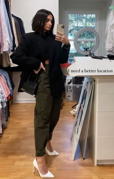 Paige Desorbo, Chin Length Haircuts, Big Blonde Hair, Office Casual Outfit, Mum Fashion, Bravo Tv, Tv Fashion, Green Cargo Pants, Green Cargo