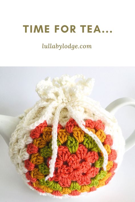 Crochet along with me, part of the Our Happy CAL Place crochet alongs... Tea Cosy Crochet, Modern Haken, Crocheted Fox Pattern, Tea Cozy Pattern, Crochet Tea Cozy, Cozy Crochet Patterns, Fox Pattern, Tea Cosy, Modern Crochet