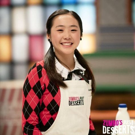 Zumbo's Just Desserts, Staff Uniforms, Bib Apron, Cooking Apron, Violinist, Gwyneth Paltrow, Kitchen Items, Neck Strap, Just Desserts