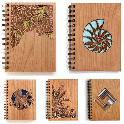 Small Laser Engraving Ideas, Wooden Lasercut Ideas, Wood Cover Journal, Lasercut Ideas, Wood Notebooks, Wood Laser Ideas, Wood Journal, Wooden Notebooks, Simple Notebook