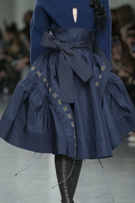 Antonio Berardi, Chic Outfit, 가을 패션, Cute Skirts, Skirt Design, Fall 2017, Dress Code, Fashion Sewing, London Fashion