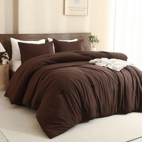 PRICES MAY VARY. Rustic Elegance & Earthy Tones: This brown comforter king size is crafted in rich, solid brown hues, exuding warmth and natural charm. Inspired by the timeless appeal of farmhouse and bohemian aesthetics, it seamlessly integrates into your decor. Elevate your space with this essential brown shade, creating a cozy and stylish haven. Experience Cloud-like Softness: Crafted from soft microfiber and filled with weightless yet luxurious materials, Paxrac dark brown comforter set offe Brown Comforter Sets, Solid Bedding, Brown Comforter, Stripe Bedding, Egyptian Cotton Duvet Cover, Contemporary Duvet Covers, Fluffy Bedding, Brown Bed, Lightweight Bedding