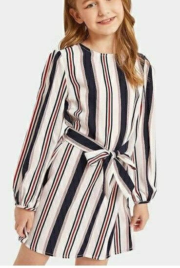 Striped Dress Outfit, Cord Pinafore Dress, Striped Outfit, Girls Dresses Online, Girl Fashion Style, Houndstooth Dress, Tween Outfits