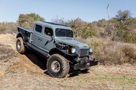 Vintage Chevy Trucks, Studebaker Trucks, Dodge Srt, Tonka Truck, Volvo Xc40, Dodge Power Wagon, Dodge Trucks Ram, Power Wagon, Expedition Vehicle