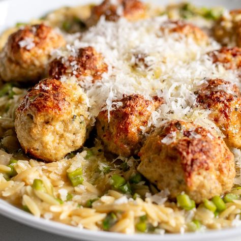 Lemony Boursin Chicken Meatballs with Cheesy Asparagus Orzo Baked Pesto Orzo With Chicken Meatballs, Best New Dinner Recipes, Boursin Cheese Chicken Meatballs, Meatballs And Couscous Recipes, Monday Lunch Ideas, Chicken Meatballs Dinner Meals, Easy To Go Dinners, Boursin Chicken Meatballs, Healthy Homestyle Meals