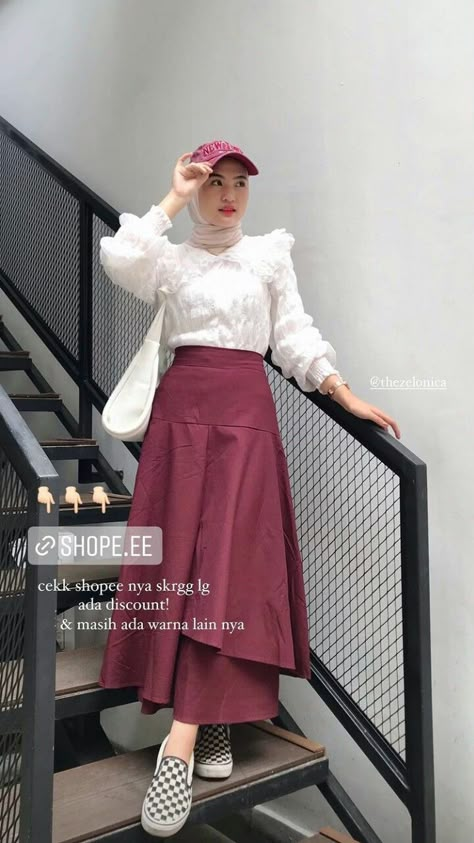 Korean Style Hijab, Haircut Selfie, Photo Hijab, Outfit Hijab Casual, Estilo Hijab, Tutorial Hijab, Cute Hairstyle, Muslim Outfits Casual, Muslim Fashion Hijab Outfits