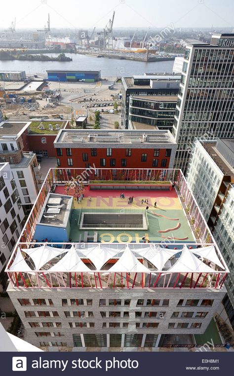 School Playground On The Roof Of Katharinen School, Hafencity Stock Photo, Royalty Free Image: 69221489 - Alamy Roof Playground, Rooftop Playground, School Rooftop, Playgrounds Architecture, Roof Terrace Design, Roof Garden Design, Rooftop Terrace Design, Rooftop Design, Roof Architecture