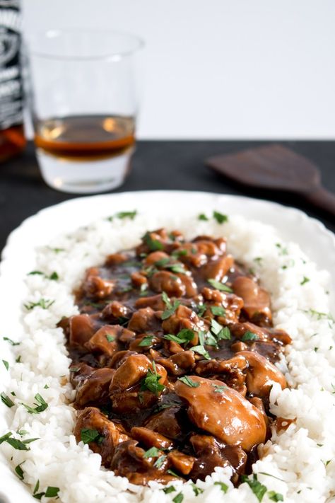 Straight off of Bourbon Street in New Orleans, this tender bourbon chicken is covered in a slightly sweet sauce with a little kick. It's a true taste of the South you won't be able to resist. Best Bourbon Chicken Recipe, Bourbon Chicken Recipe, Hawaiian Recipes, Bourbon Chicken, Chicken Ideas, Bourbon Street, Sweet Sauce, Meat Dishes, Main Meals