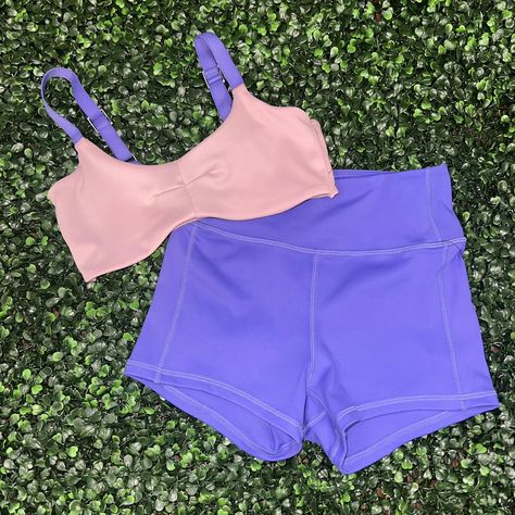 Stinger Top & Daily Shorts!!💜🩷 These colors together🤩 https://tightspotdancewear.com/products/torch-top-flame-short-separates?utm_medium=product-links&utm_content=ios&utm_source=copyToPasteboard #activewear #dancer #dancewear #movehappy #dancelove #ballet #ballerina #dancestore #danceshop #dancerproblems #dance #dancewear #explorepage #danceislife #dancereels #activewearfashion #dancersofinstgram #exploreplageready #fierceandfree #dancechallenge Tiger Friday Dancewear, Dancer Fits, Tiger Friday, 2016 Outfits, Dance Fits, Dance Class Outfit, Dance Wear Practice, Dance Things, Dancer Problems