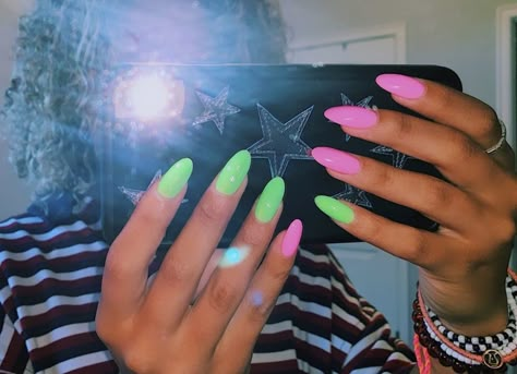 One Hand Green One Hand Pink Nails, Neon Pink And Neon Green Nails, Cosmo Wanda Nails, Cosmo And Wanda Nails, Neon Pink And Green Nails, Almond Green Nails, Green Pink Nails, Aka Nails, Pink Green Nails