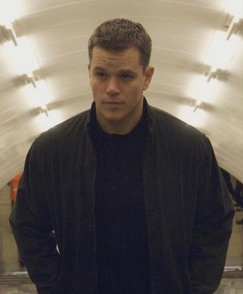 Matt Damon Jason Bourne, Bourne Ultimatum, The Bourne Ultimatum, Jason Bourne, Face Study, Matt Damon, Funny Scenes, Hair Cuts, Tv