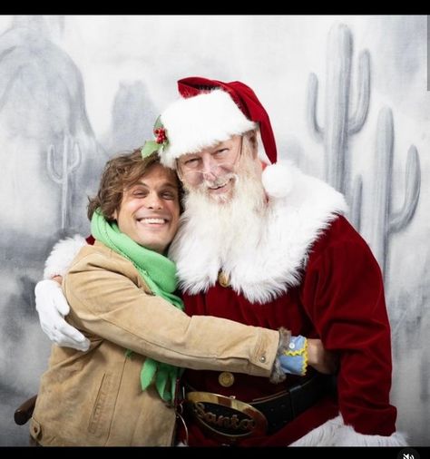 We're all jealous of Santa rn 😩 Matthew Gray Gubler 2023 mgg instagram gublergram criminal minds dr. Spencer Reid Matthew Gray Gubler Birthday, Matthew Gray Gubler Icon, Matthew Gray Gubler Christmas, Matthew Gray Gubler Pfp, Cat Adams And Spencer Reid, Matthew Gray Gubler And Paget Brewster, Mathew Gray Gubler With Fans, Matthew Gray Gubler Childhood, Matthew Gray Gubler Rare Photos