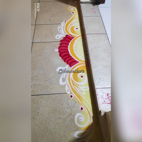 Rangoli Door Border, Chaurang Rangoli, Trendy Rangoli Designs, Border Rangoli Designs For Pooja, Welcome Rangoli Design Entrance, Door Rangoli Designs Simple, Bhaubij Rangoli, Welcome Rangoli, Door Rangoli