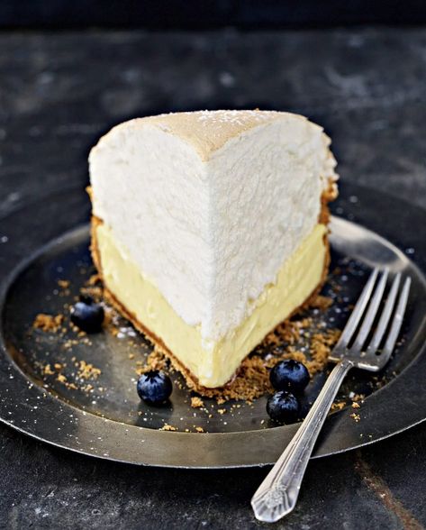 Key Lime Pie Recipes, Key Lime Meringue Pie, Lime Meringue Pie, Lime Meringue, Creamy Key Lime Pie, Homemade Pie Recipes, Meringue Pie Recipes, Keylime Pie Recipe, Lime Recipes