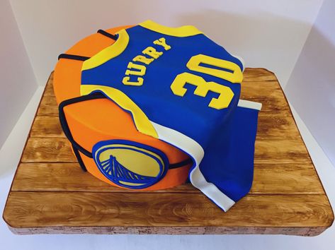 Basketball Jersey Cake Jersey Cake Basketball, Golden State Birthday Cake, Charlotte Hornets Cake, Stephen Curry Cake Ideas, Nba Cakes Birthday, Jersey Cake Ideas, Stephen Curry Cake, Basketball Cake Design, Nba Cake