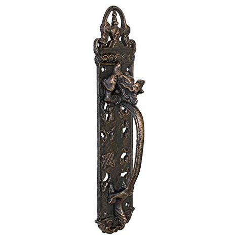 Design Toscano SP829 The Durley House Dragon Door Handle ... https://www.amazon.ca/dp/B0050ELORO/ref=cm_sw_r_pi_dp_x_LfXwzb5KGA9W8 Dragon Door, Door Push Plates, Castle Doors, Door Handle Design, Dark House, Wrought Iron Doors, Bedroom Remodel, Cool Doors, Design Toscano