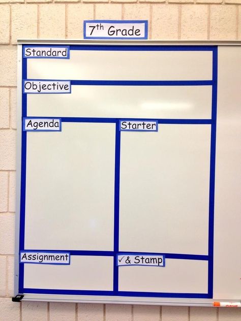 Divided Whiteboard for organization. Classroom Whiteboard Ideas High Schools, Classroom Agenda Board High School, Classroom Whiteboard Organization Middle School, Teacher Whiteboard Organization, White Board Ideas Organizations, Math Whiteboard, Classroom Whiteboard Organization, White Board Ideas, Agenda Board