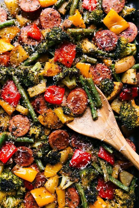 Sheet Pan Sausage and Veggies - Chelsea's Messy Apron Veggie Recipes Easy, Sheet Pan Sausage And Veggies, Meal Prep Meals, Pan Sausage And Veggies, Chicken And Veggie Recipes, Sheet Pan Sausage, Pan Sausage, Sausage And Veggies, Easy Healthy Meal