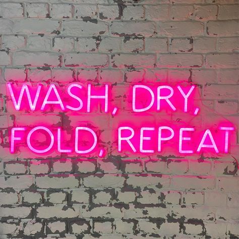 Small Pink Laundry Room, Laundromat Decor Ideas, Laundry Neon Sign, Girly Laundry Room, Cute Laundromat, Aesthetic Laundromat, Pink Laundry Room Ideas, Laundry Mat Aesthetic, Laundromat Aesthetic