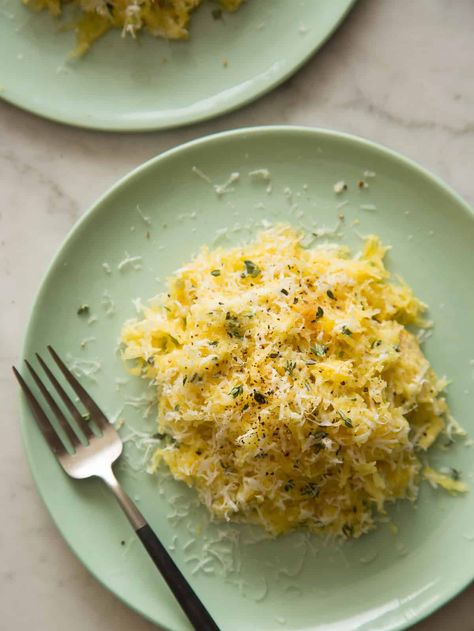 Spaghetti Squash with a Goat Cheese and Garlic Sauce Goat Cheese Stuffed Chicken, Spoon Fork Bacon, Roasted Root Vegetables, Spaghetti Squash Recipes, A Goat, Paleo Dinner, Spoon Fork, Garlic Sauce, Spaghetti Squash