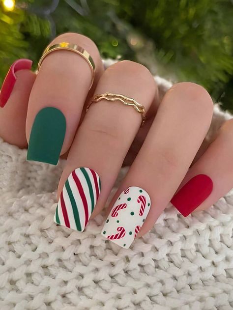 24pcs Short Square Nail Tips Red Elegant Stripe & Candy Cane Design Christmas Nail Art Set, Perfect For Parties And Daily Wear Candy Cane Nails, Red Christmas Nails, Cute Christmas Nails, Short Square Nails, Nail Art Set, Nail Candy, Diy Nail Art, Xmas Nails, Christmas Nail Designs