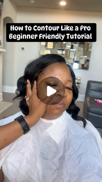 Jessica Haynes on Instagram: "The Contour Hack that completely changed the game for me 🙌🏾   If you’re making the mistake of contouring everyone the same, even yourself,  this video is for you! Not everyone’s bone structure is the same and your contour should match the natural shadows or hollows of your face. Too much contour can lead to your makeup looking uneven or muddy.   The # 1 question I get asked in classes is about knowing how to contour, so I created this easy tutorial to help you find your contour even if it’s your first time.   Your index finger should line parallel to your cheek bone extending to the top of your ear, and your thumb should rest on the side of your nose. Almost making a “ V” or triangle shape. Follow the side of your index finger with your contour.   For more t Contour For Big Cheeks, Big Forehead Contour, How To Contour Cheekbones, Contour For Chubby Face, Contour Makeup For Beginners Round Face, Makeup Placement Face Chart, How To Contour A Round Face, How To Contour Your Face Beginners, Where To Place Makeup On Face