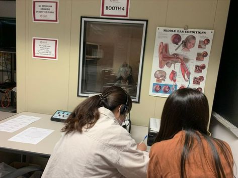 During their interprofessional training week, the SLP and AuD students from CSMU in Taiwan worked together in the lab testing for auditory processing disorders, a professional area of overlap for speech pathologists and audiologists. Lectures and activities were led by Dr. Aaron Roman, from OCA, with professor Bob Serianni, from the SLP program, assisting.

#salusuniversity #audiology #speechlanguagepathology #internationaleducation Medical Speech Language Pathologist, Audiology Student Aesthetic, Audiologist Aesthetic, Audiology Aesthetic, Slp Motivation, Speech Therapist Aesthetic, Speech Therapy Aesthetic, Speech Pathology Aesthetic, Slp Aesthetic