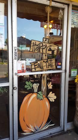 pumpkins for fall Fall Window Painting Ideas, Fall Window Art, Halloween Window Painting, Fall Window Decorations, Fall Window Painting, Autumn Window Display, Window Painting Ideas, Painted Window Art, Window Paintings