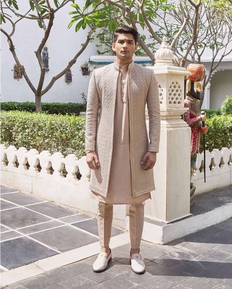 Traditional Indian Mens Clothing, Indian Wedding Suits Men, Falguni Shane Peacock, Indian Groom Dress, Indian Wedding Clothes For Men, Sherwani For Men Wedding, Wedding Kurta For Men, Groom Dress Men, Wedding Outfits For Groom