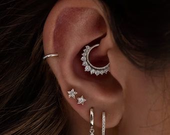 CUSHIONBLUELLC - Etsy Conch Piercings, Daith Earring, Opal Jewellery, Daith Earrings, Cartilage Hoop, Piercing Ring, Daith Piercing, Conch Piercing, Helix Piercing