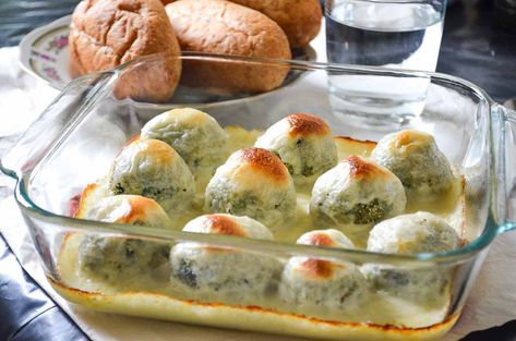 Spinach Ricotta Dumplings, Ricotta Dumplings Recipe, Ricotta Balls, Ricotta Dumplings, Recipe With Cheese, Herbed Rice, Vegetarian Spring Rolls, Spinach And Ricotta, Vegetarian Main Course