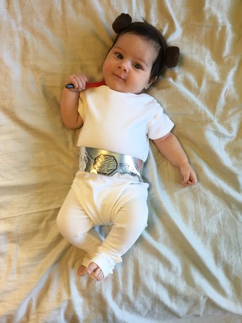 Baby Princess Leia Costume, Diy Starwars, Star Wars Costumes Diy, Gothic Nursery, Princess Leia Buns, Princess Leia Costume, Leia Star Wars, Baby Milestone Photos, Milestone Photos